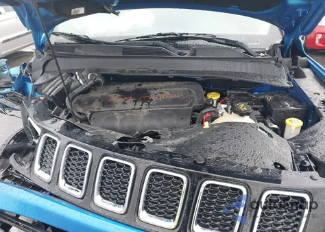 2018 Jeep Compass Sport z USA, uszkodzony, nr VIN 3C4NJCAB4JT124295